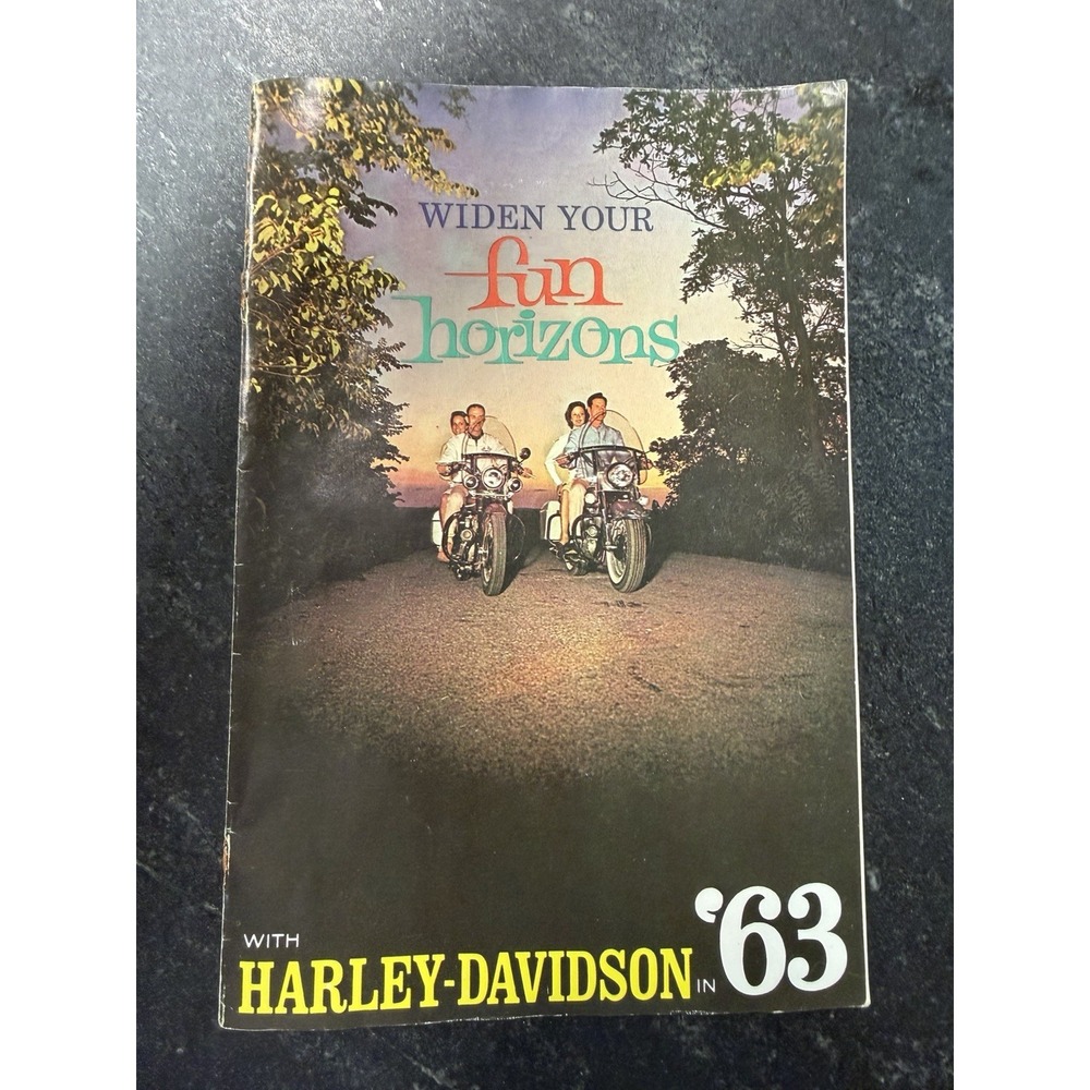 1963 Harley-Davidson Motorcycle Sales Brochure Duo-Glide Sportster Sprint Pacer